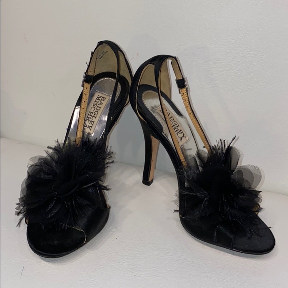 Badgley Mischka Satin Bow Fearher Heels